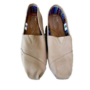 TOMS Classic Alpargata Flat Tan Womens Shoes Size 8.5 W